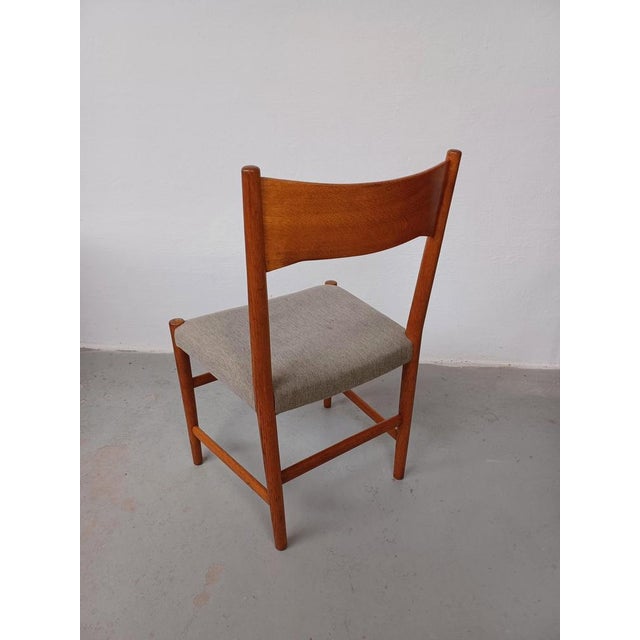 Danish City Hall Oak Dining Chair by Hans J. Wegner, 1940s For Sale - Image 6 of 12
