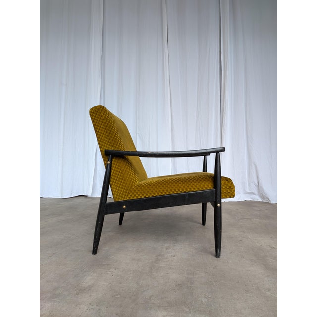Mid-Century Modern Mid-Century Modern Yellow Fabric Lounge Chair, 1970s For Sale - Image 3 of 18