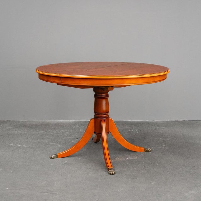 English Style Dining Table in Beech For Sale - Image 5 of 18