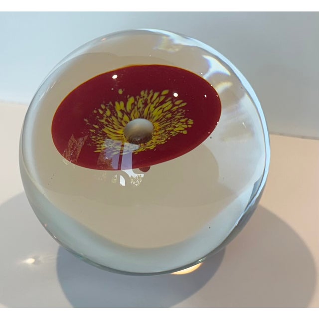 1980s Post-Modern Remembrance Day Poppy Art Glass Paperweight / Sculpture by Svoboda Karlov For Sale - Image 5 of 6