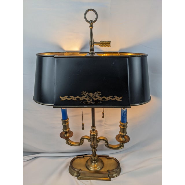 Wildwood Vintage Brass Bouillotte Style Two-Light Table Lamp With Black Tole Shade and Gilt Decoration For Sale - Image 15 of 18