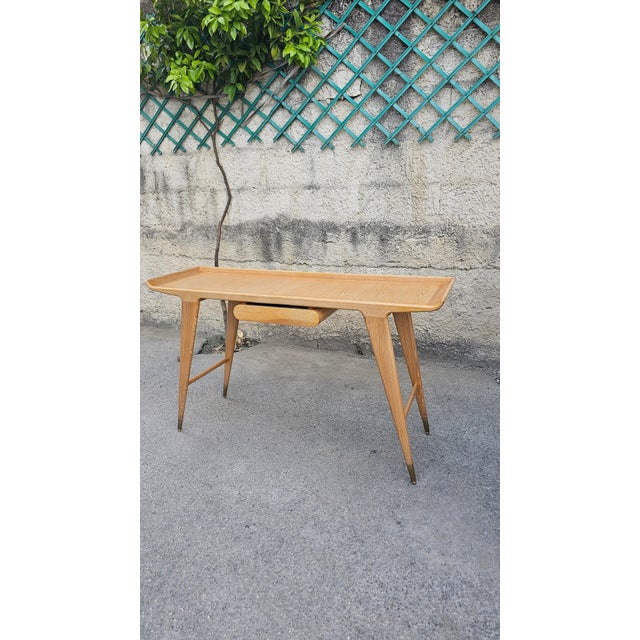 Writing Desk in Ash Wood by Gio Ponti , 1950s For Sale - Image 4 of 15