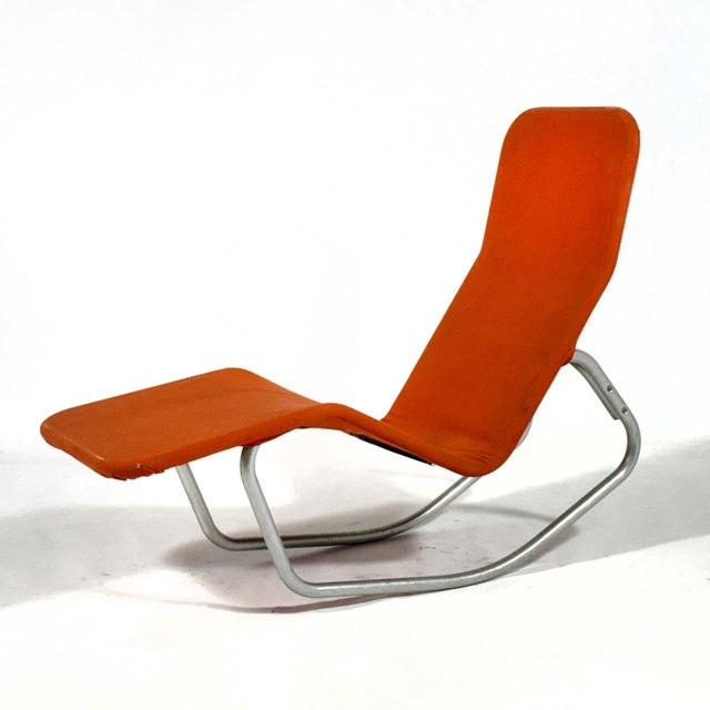 John Waldheim & Edgar Bartolucci "Barwa" Chaise For Sale - Image 4 of 10