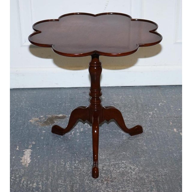 Antique Style Tilt Top Wine Side Table with Piecrust Top on Tripod Base A charming antique style tilt top wine or side...