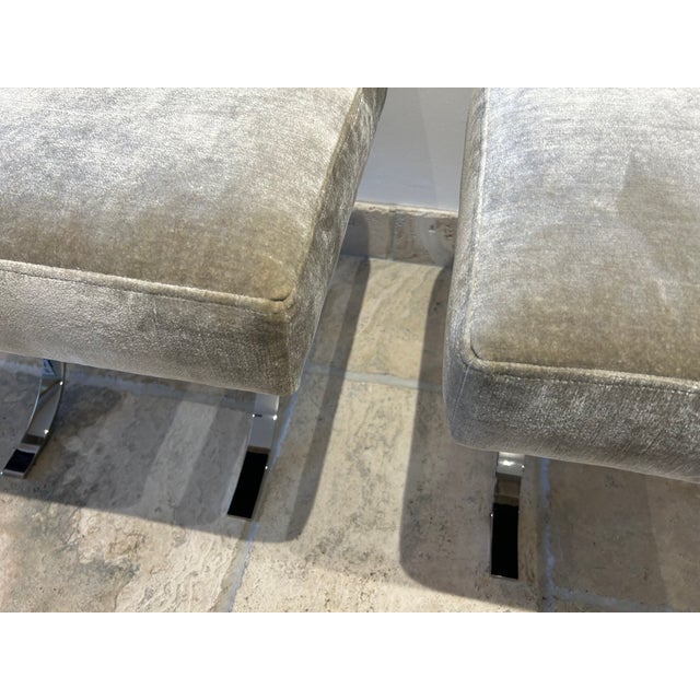 Metal 1970s Pair of Accent Stools, Ottomans in Chromed Steel & Velvet For Sale - Image 7 of 14