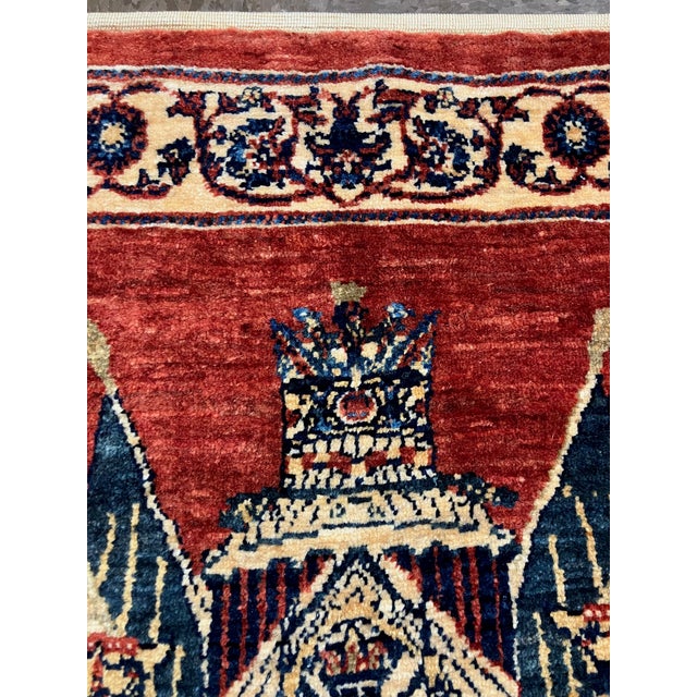 1980s Vintage Hand-Knotted Persian Kashkoli Lion & Crown Symbol Rug 3'4" X 3'7" For Sale - Image 5 of 6