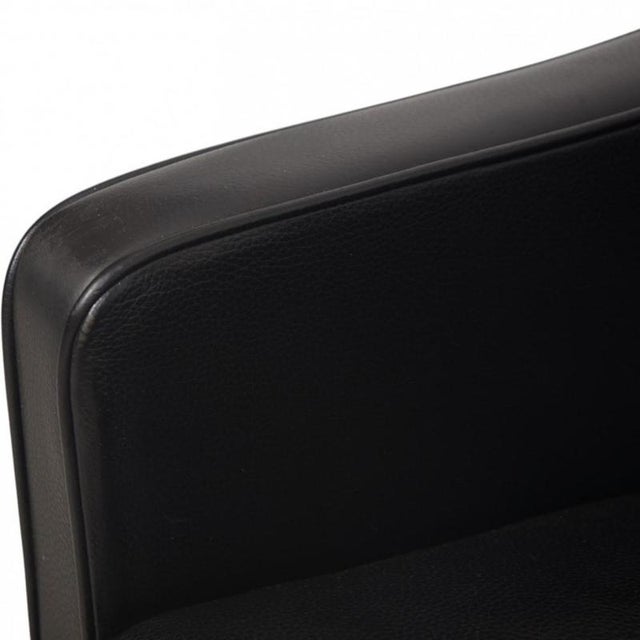 Model 2207 Lounge Chair in Black Leather Børge Mogensen, 1980s For Sale - Image 6 of 16