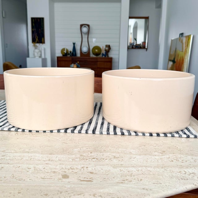 1960s 2 Lagardo Tackett for Architectural Pottery (Unstamped) Planters / Vessels Mid Century Modern MCM For Sale - Image 10 of 12