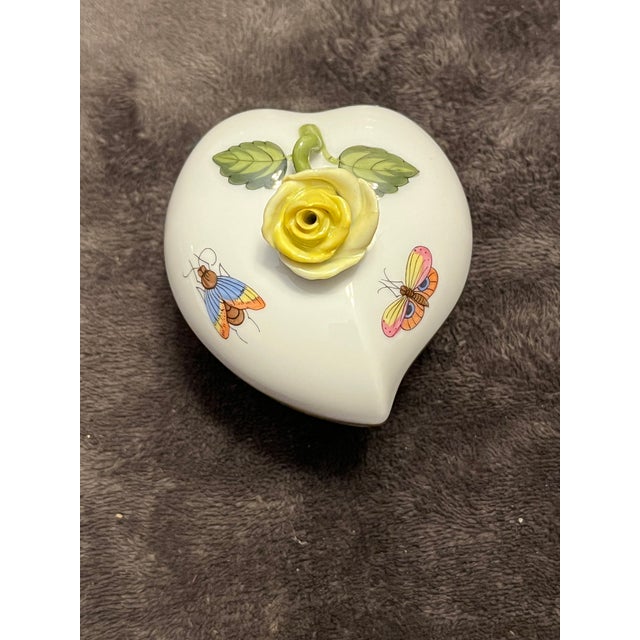 Traditional Herend Rothschild Bird Trinket Box For Sale - Image 3 of 11