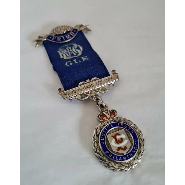 Vintage Sterling Silver Masonic Presentation Medallion from Cashmore & Co, 1927 For Sale - Image 10 of 11