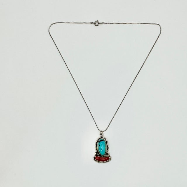 Metal 1970s Vintage Southwestern Navajo Boho Chich Turquoise, Coral & Sterling Pendant Necklace For Sale - Image 7 of 13