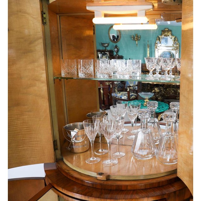 1920s Antique Art Deco Burr Walnut Cocktail Cabinet from Hille, 1920s For Sale - Image 5 of 18