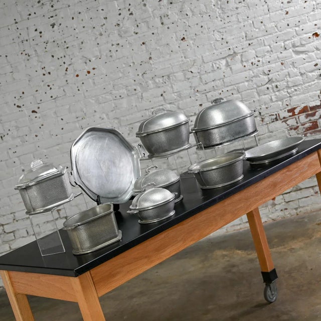 Art Deco Mid 20th Century Guardian Service Aluminum Dual Purpose Cookware 14 Pieces For Sale - Image 3 of 12