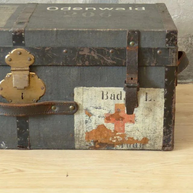 Wood First World War Wooden Chest with Red Cross For Sale - Image 7 of 15