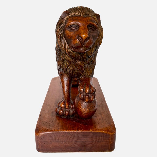 Late 19th Century Hand-Carved Wood Lion Sculpture For Sale - Image 4 of 18