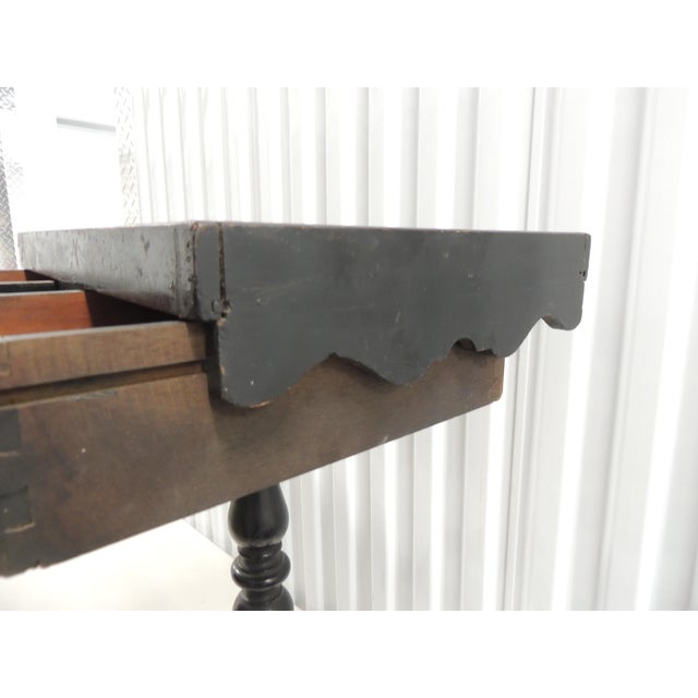 Chinoiserie Vintage Black Lacquered Top Chinoiserie Style Tray Table For Sale - Image 3 of 14