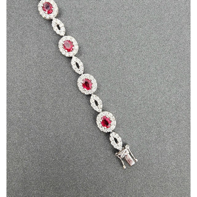 Metal 8.04 Ct Natural Ruby & Diamond Tennis Bracelet For Sale - Image 7 of 10