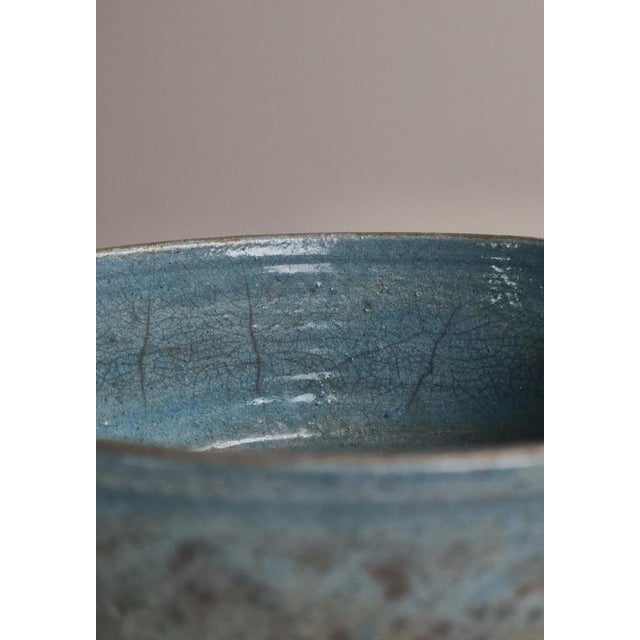 1990s Scandinavian Modern Raku-Fired Stoneware Bowl attributed to Inger Rokkjær, 1990s For Sale - Image 5 of 14