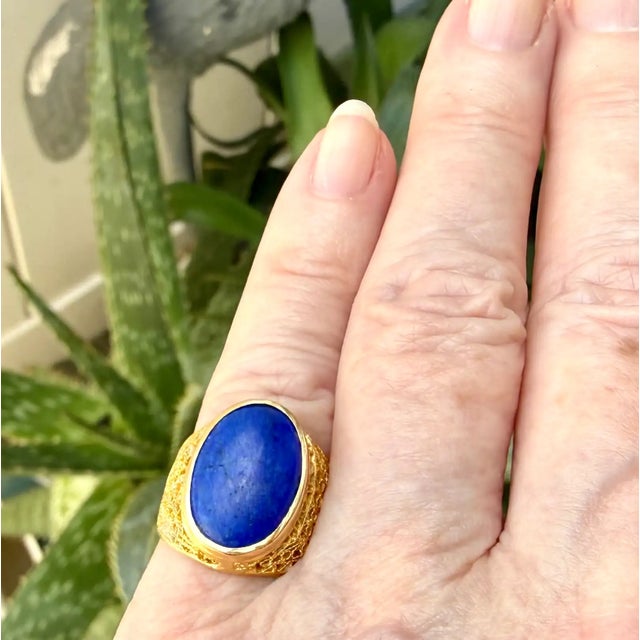 18k Gold Filigree Lapis Lazuli Ring For Sale - Image 10 of 11