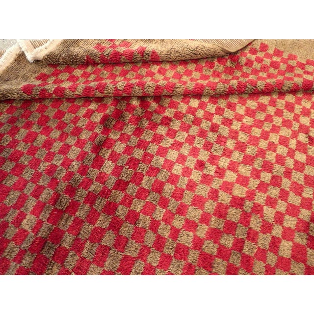 Galerie Shabab Collection Mid-20th Century Turkish Anatolian Art Deco Carpet For Sale - Image 10 of 10