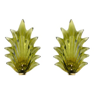 Italian Modern Murano Glass Leaf Sconces in the style of Barovier & Toso, 1980s, Set of 2 For Sale