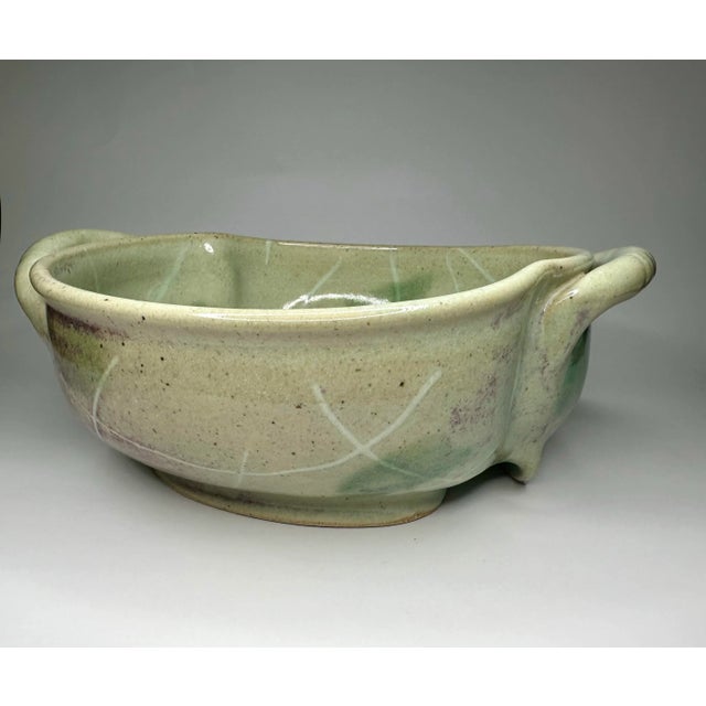 1990s Abstract Studio Art Pottery Decorative Bowl in Pistachio Green and Plum For Sale - Image 5 of 10