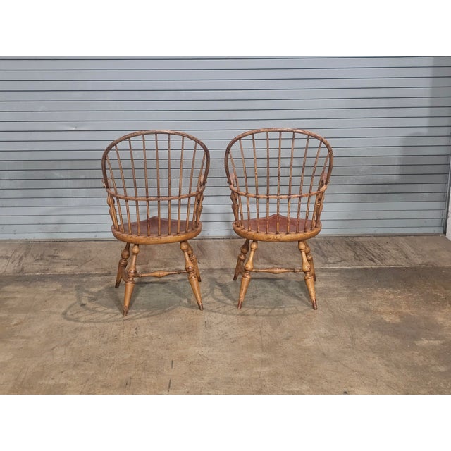 American Pair of Late 20th Century d.r. Dimes Sack Back Windsor Arm Chairs Bench Made For Sale - Image 3 of 7