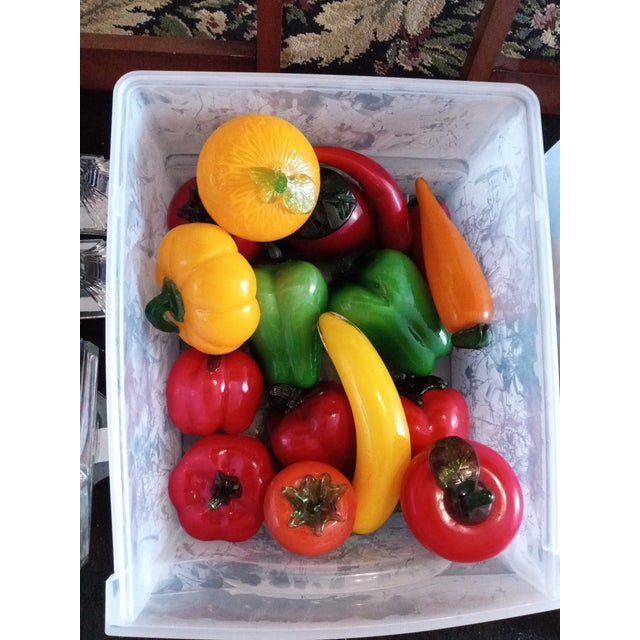 1980s Art Glass Multicolor Fruits & Vegetables- Set of 16 For Sale In Dallas - Image 6 of 7
