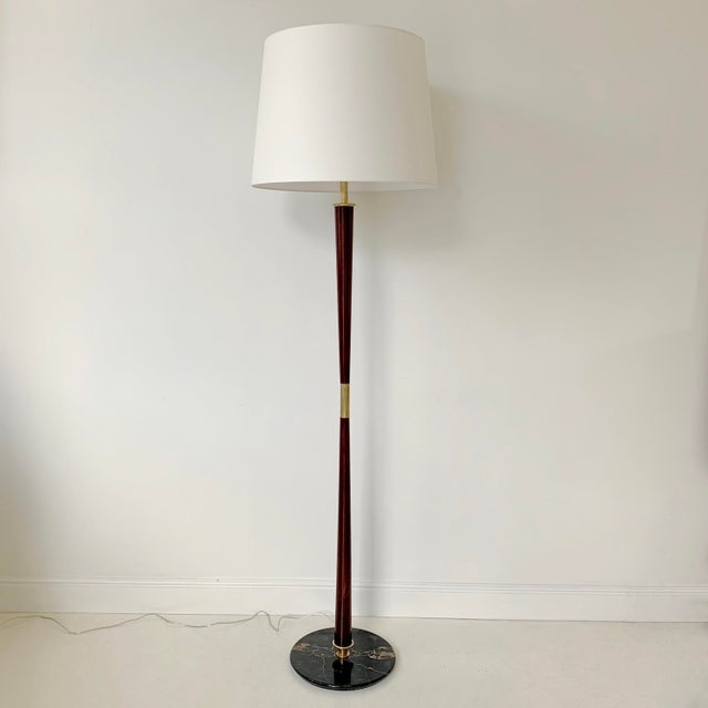 Elegant Stilnovo modern floor lamp, circa 1950, Italy. Rare portoro marble base, brass details, tinted and polished...