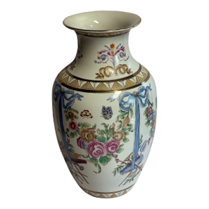 Vintage Chinese Famille Rose Porcelain Vase