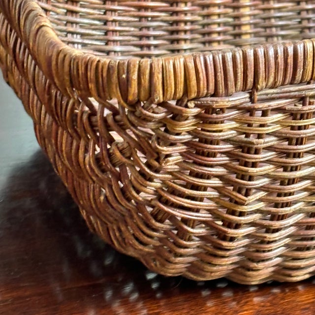 Mid 20th Century Small Vintage Decorative Trug With Arched Handle For Sale - Image 5 of 11