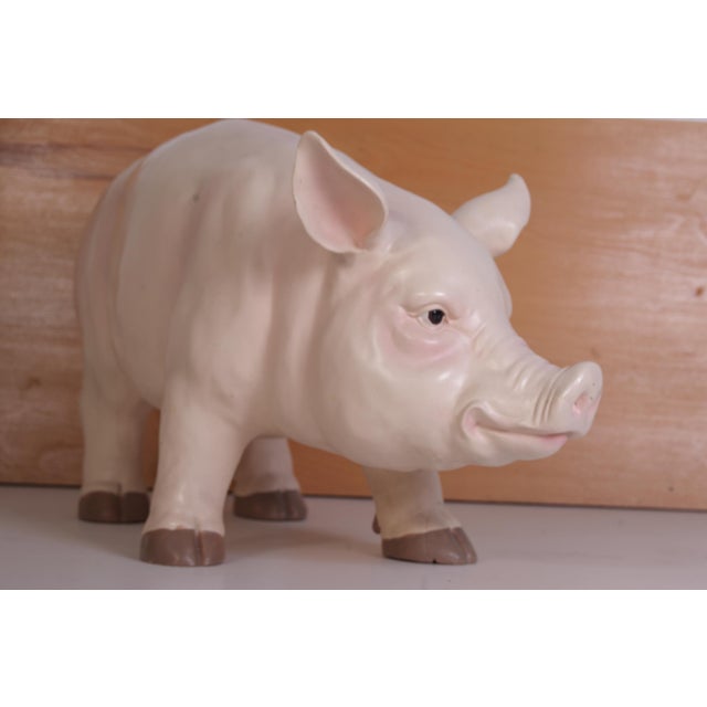 Large 75 cm longs and 10 kg heavy plastic resin sculpture of pig suitable for butcher shops, restaurant or just a...