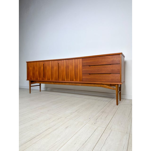 Large Vintage Teak Sideboard from Fredericia, 1960s For Sale - Image 5 of 15
