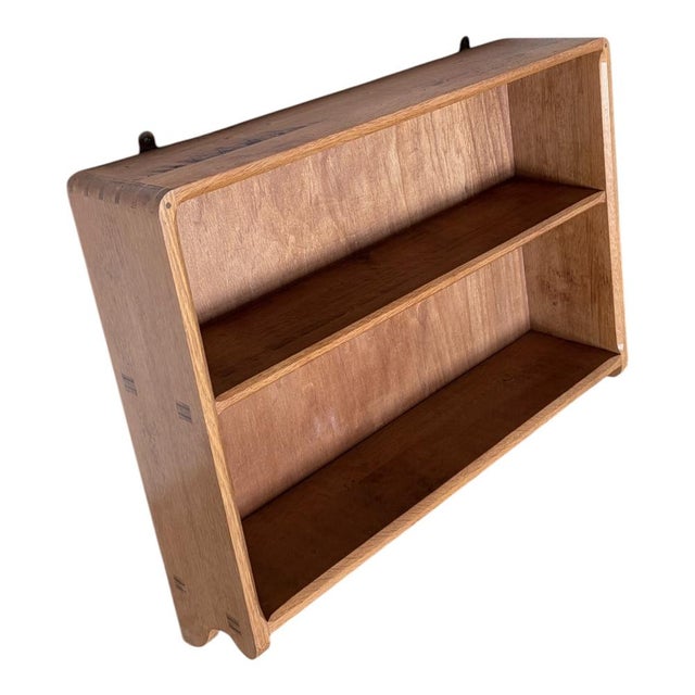 Vintage Wall Shelf Curved Open Display Unit in Tiger Oak and Beech, 1970s For Sale - Image 4 of 10