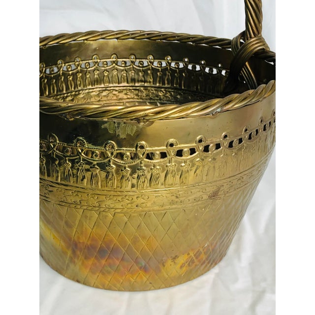 1980s 1980s Heavy Brass Planter Basket W/Rope Twist Handle For Sale - Image 5 of 12