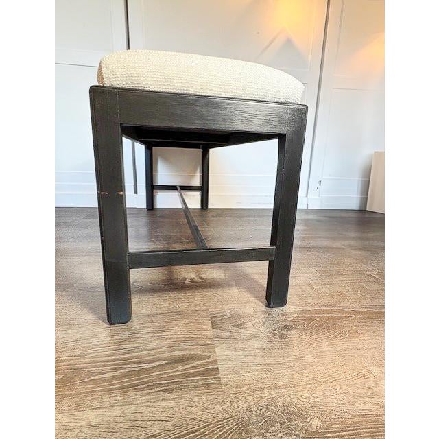 Chippendale Black Chippendale Style Bench With White Boucle Upholstery For Sale - Image 3 of 4