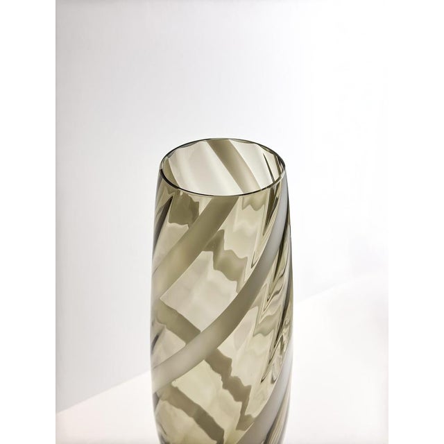 Mid-Century Modern Empoli Floor Vase in Smoked and White Striped Glass, Italy, 1960s For Sale - Image 4 of 11