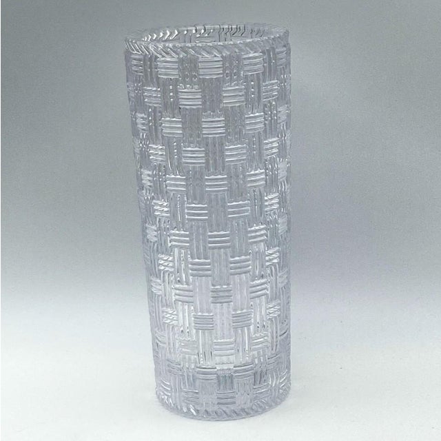 Tiffany and Co. Tiffany & Co. Woven Basket Weave Crystal Cylinder Vase 8-Inch (New - No Box) Vintage 1990s For Sale - Image 4 of 16