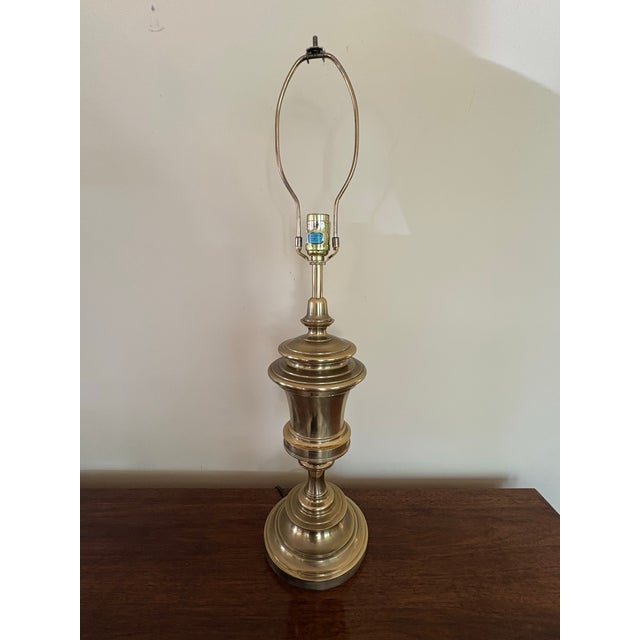 Late 20th Century Stiffel Hollywood Regency Trophy Style Brass Lamp For Sale - Image 9 of 9