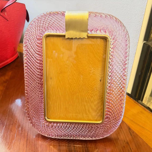 1990s Barovier Style Art Deco Pink Murano Glass and Brass Picture Frame For Sale - Image 9 of 12