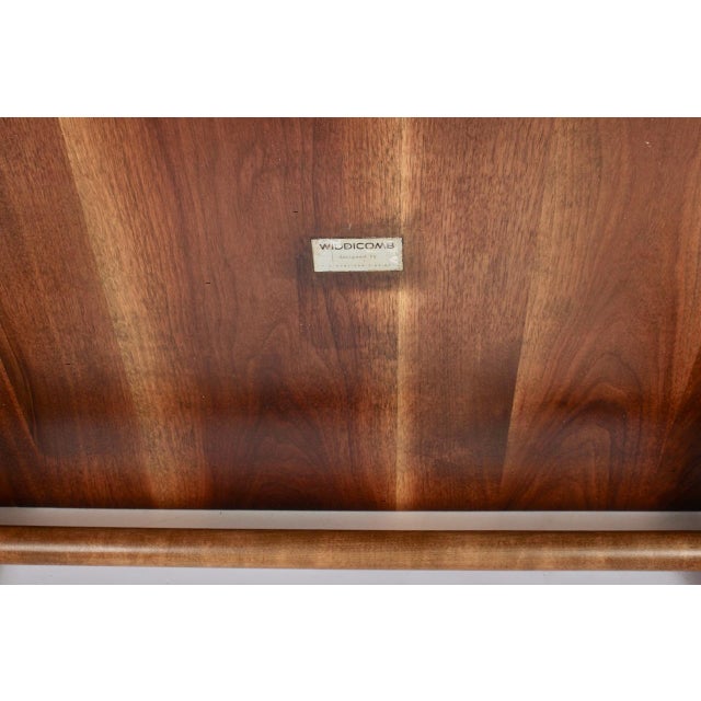 1960s T. H. Robsjohn-Gibbings for Widdicomb Square Mahogany Coffee Table For Sale - Image 9 of 12