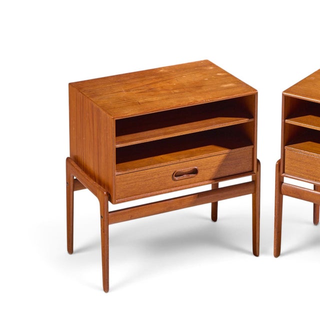 Arne Vodder for Vamo Sønderborg Mid Century Danish Teak Nightstands - Pair For Sale - Image 10 of 12