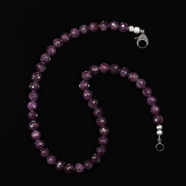 2020s Ajd 17 Inch Sparkling Natural Ruby Purple Faceted 9mm Necklace July Birthstone For Sale - Image 5 of 6