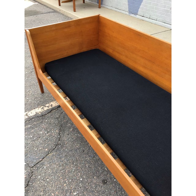 Poul Hundevad 1960's Mid-Century Poul Hundevad Teak Daybed For Sale - Image 4 of 12
