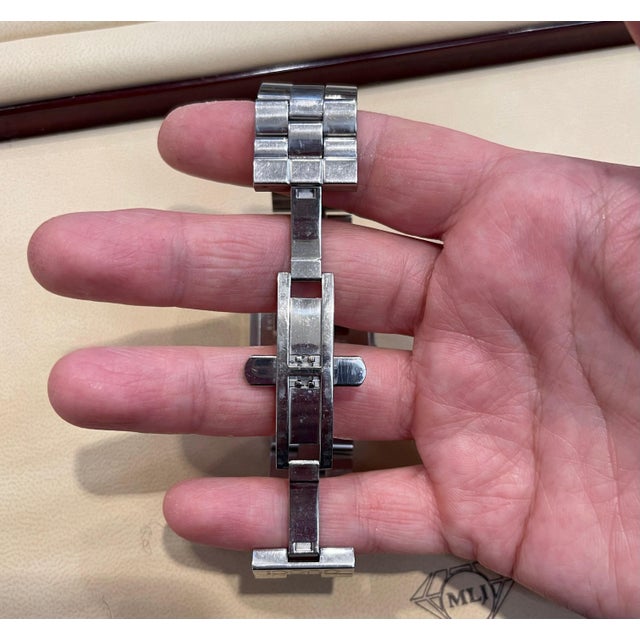 Metal Gucci 100M Steel Rectangular Custom Diamond G-Bezel Black Dial Unisex Watch For Sale - Image 7 of 18