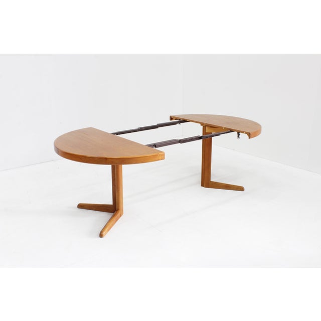 Brown Vintage Danish Round Extendable Dining Table in Teak from Bramin, 1960s For Sale - Image 8 of 9