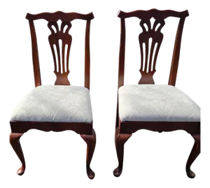 1990s 2 Pennsylvania House Cherry Dining Room Armchairs Chippendale Sheild Back