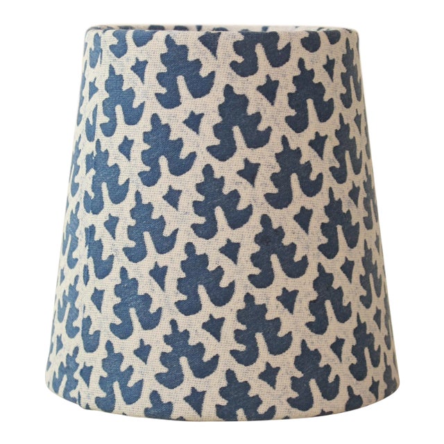 A clip top chandelier shade hand made with Fortuny’s iconic hand printed cotton. Top3” bottom 4” side 4”