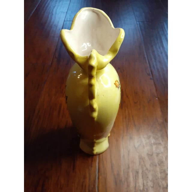 1980s Yellow Floral Majolica Vase Made in Mexico For Sale - Image 4 of 10