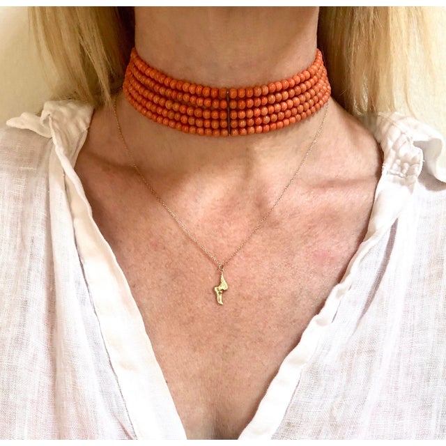 This is part of Chairish’s Fine Jewelry assortment. This bold Victorian coral choker is a show-stopper. The color of this...